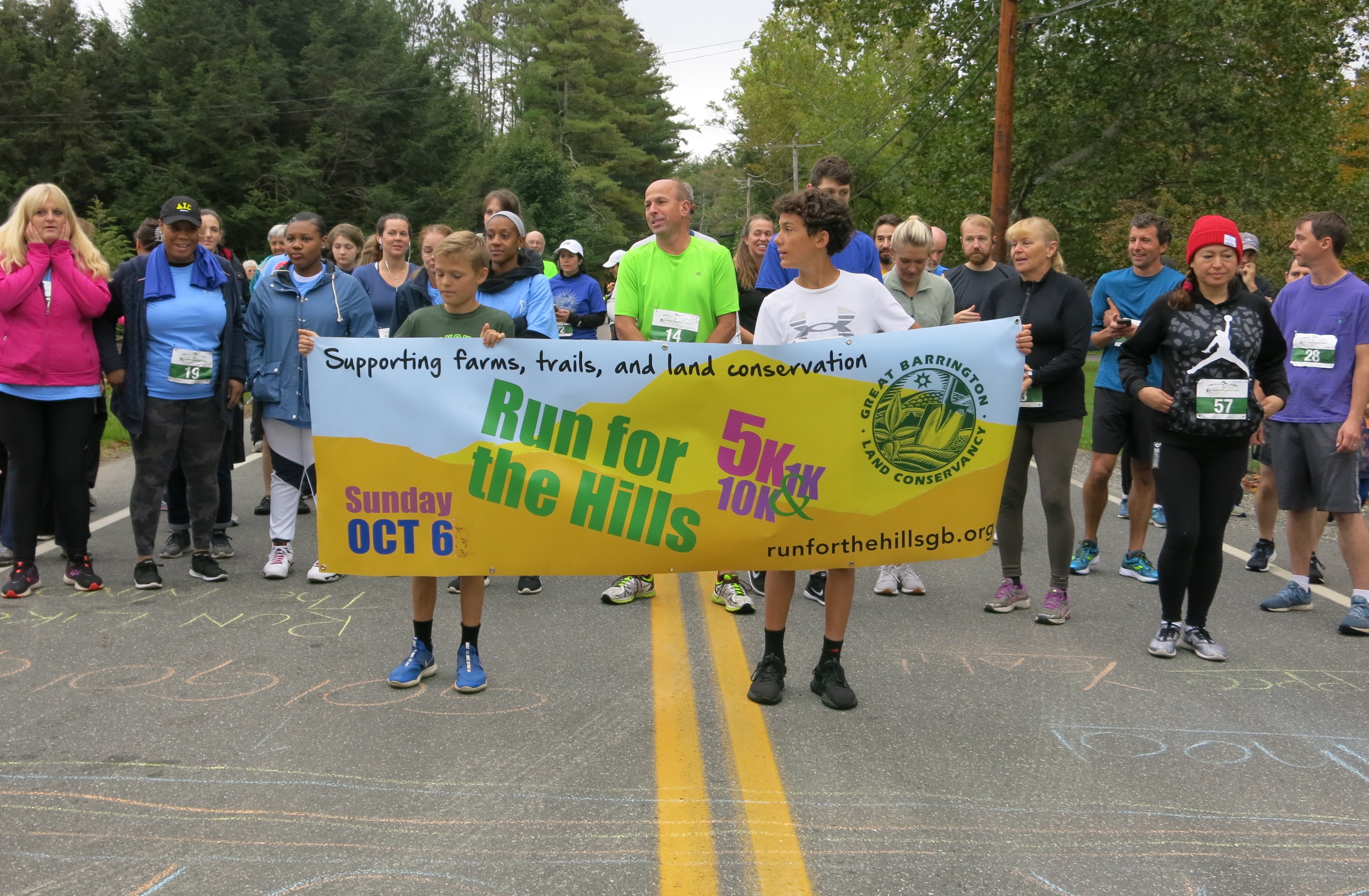 2019 Run for the Hills 5K starting line (photo by T. Mack) 