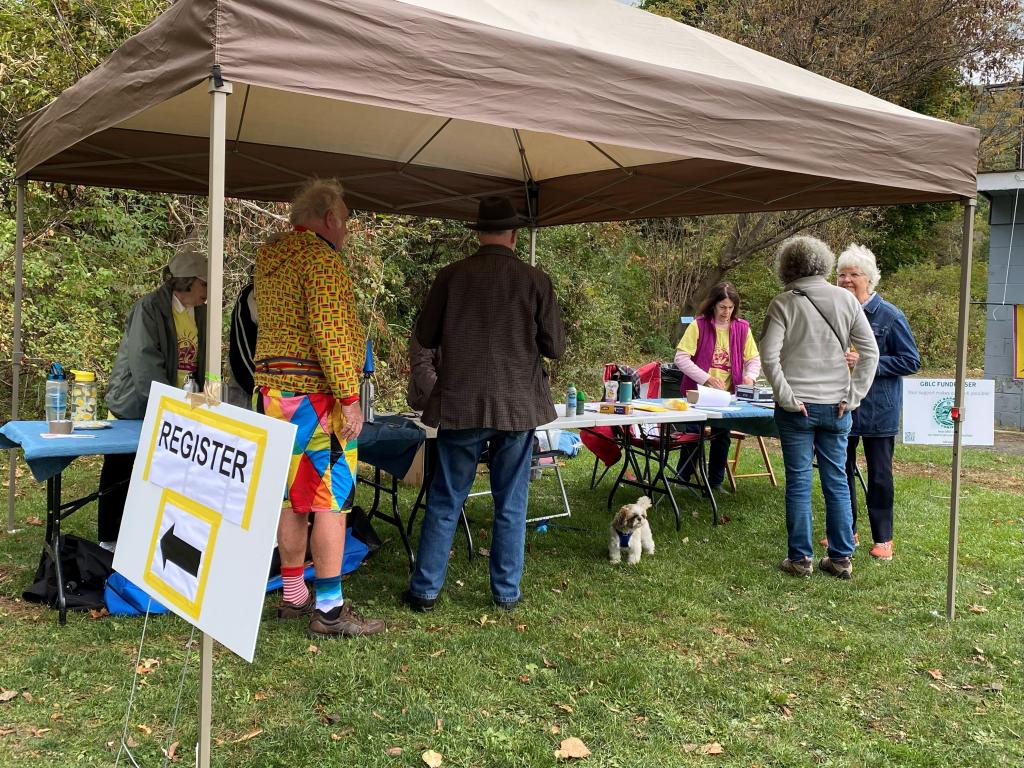 All Walkers were greeted at teh Olympian Meadows Registration area.