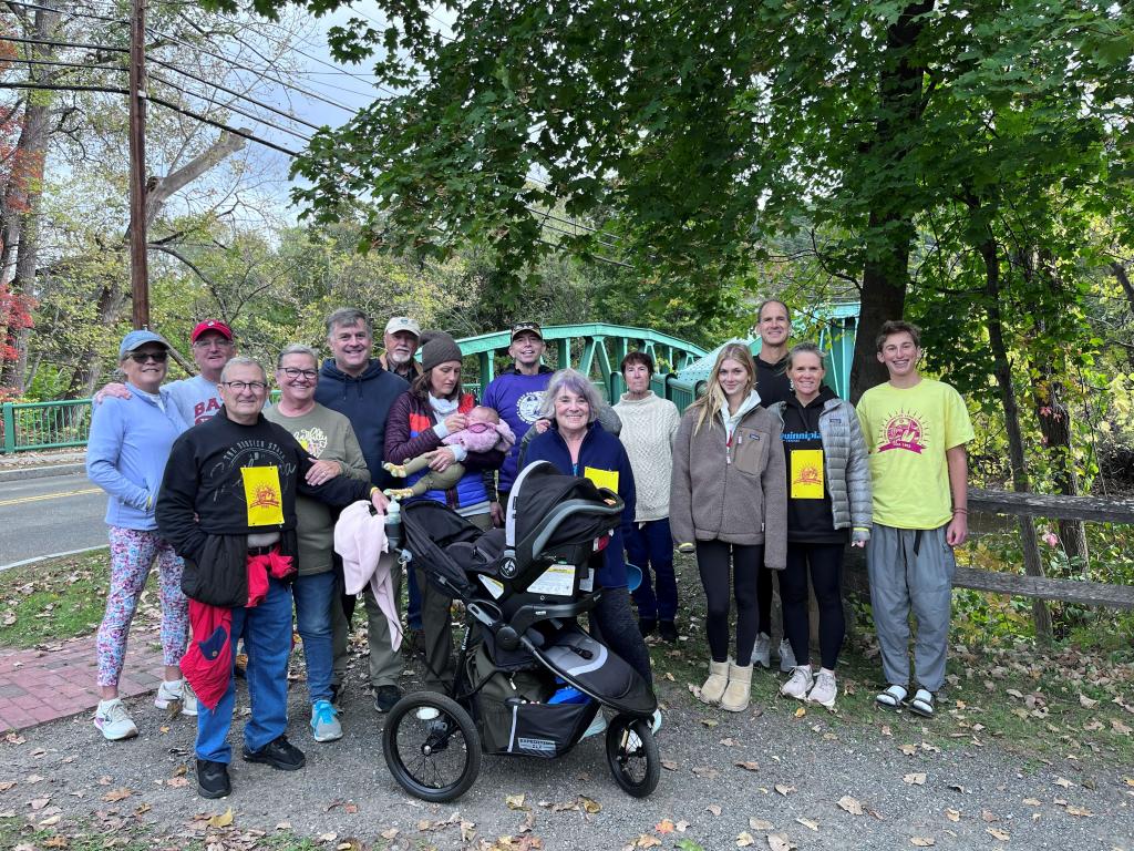 5milers and 2 milers converged to return to together down the Riverfront Trail.